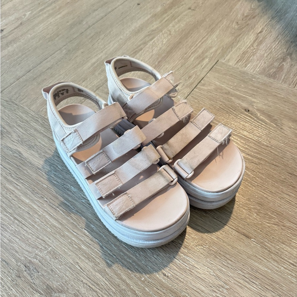 Nike Size 7 Stylish Pink Platform Sandals